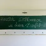 Sonnenkind Ruhige Auszeit In Seenaehe *